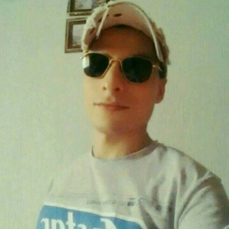 Mehdi, 30, Arad