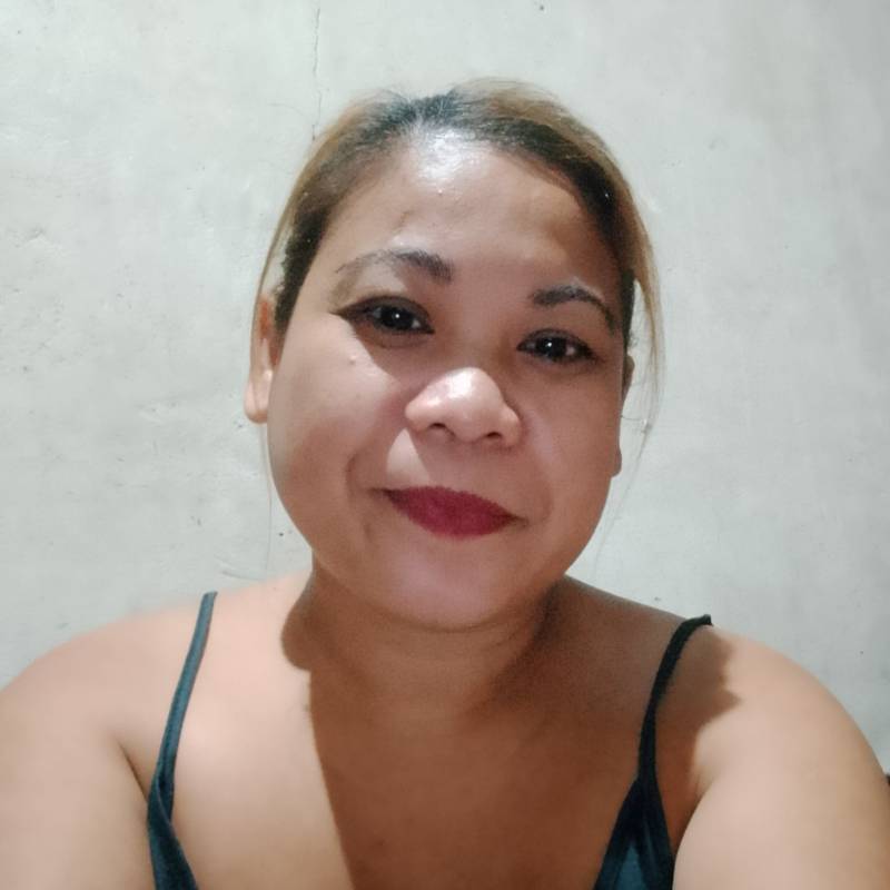 Pyang, 37, Philippines