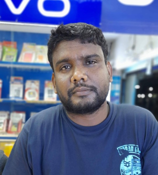 momin, 41, Luzzi