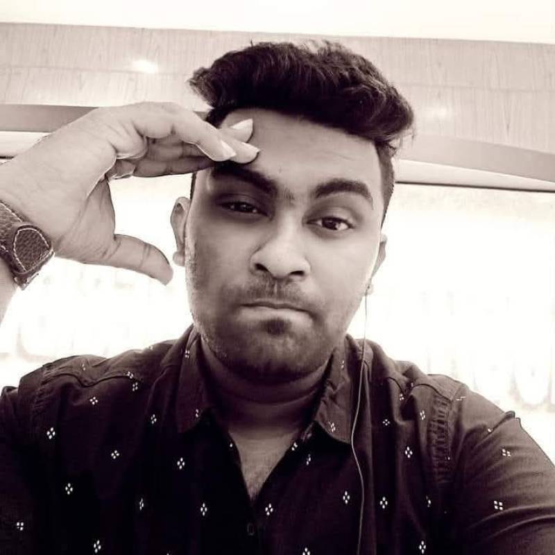Koushik, 32, Calheta