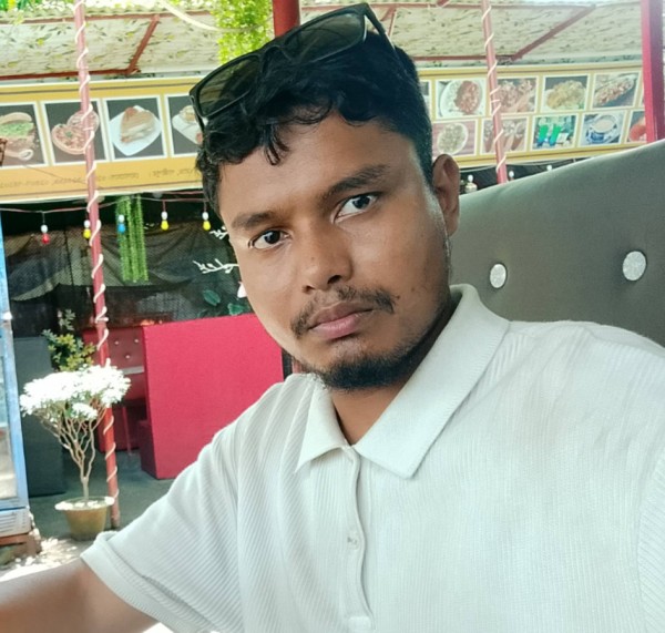 Golam, 27, Dachne