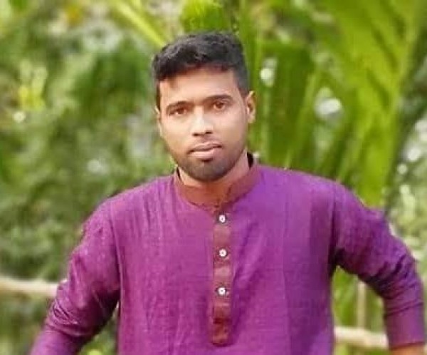 Ponno, 36, Biyala