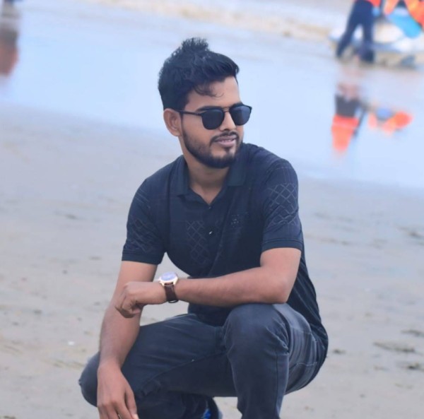 Mohammad Emran Hossain, 29, Bastar