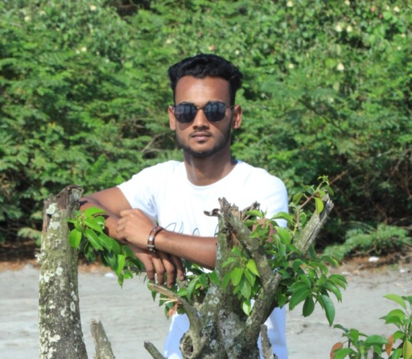 Adil Jahid, 26, Bugiri