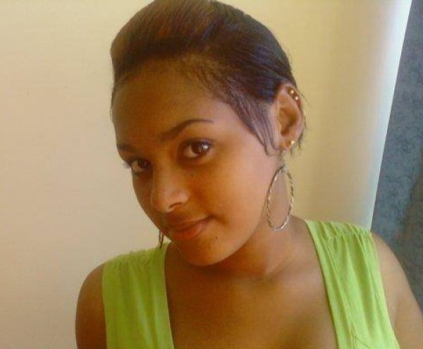 valeria55, 26, Gosforth