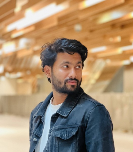 Sifah, 26, Siquinal