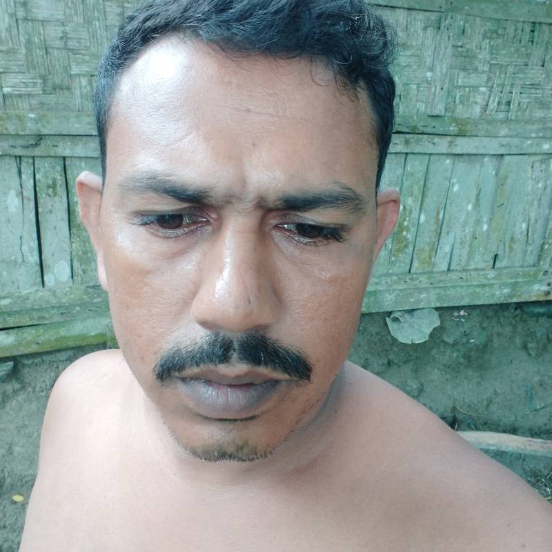 Ismail, 34, Capo Do Leo