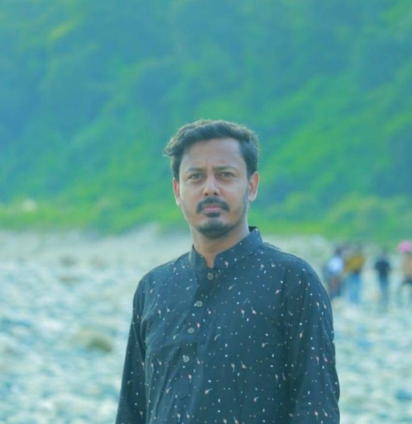 Shulob, 37, Kabuga