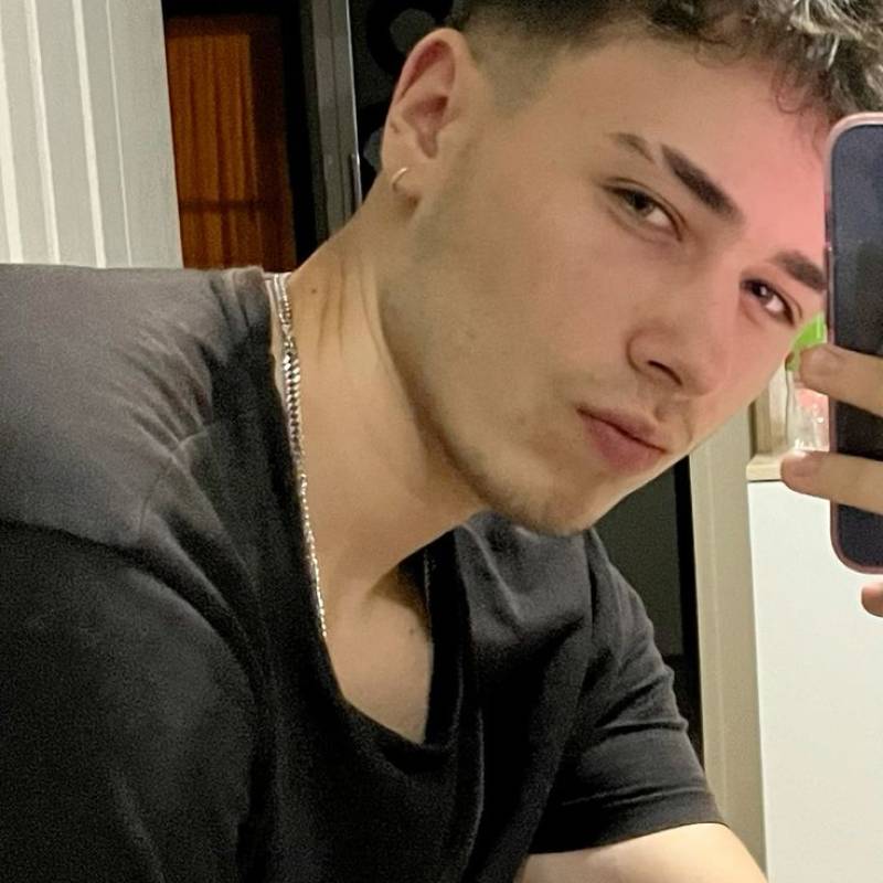 Emre, 18, Antrim
