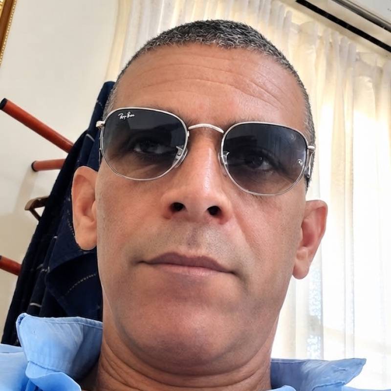 Nizar, 48, Vail