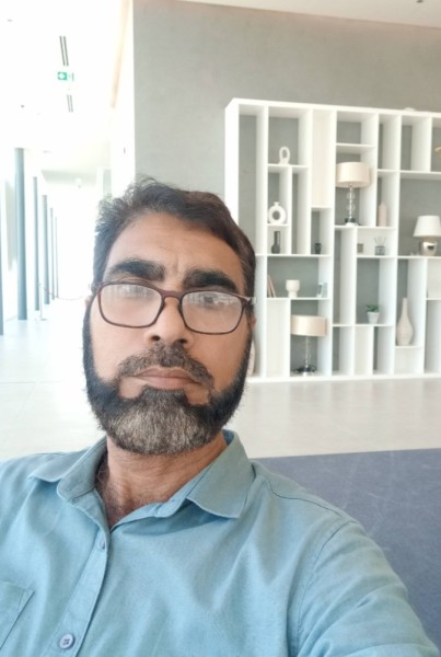 Mirza, 57, Pakistan