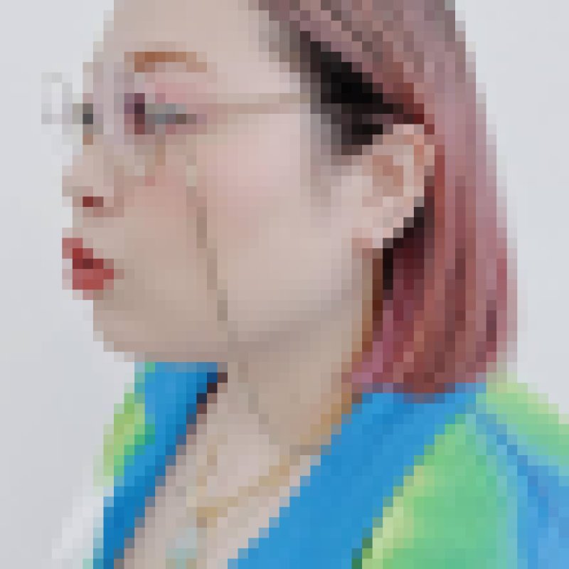 Naaomi, 41, Canada