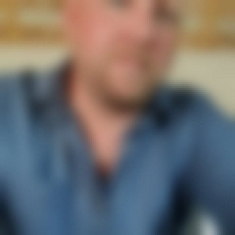 Verner, 43, Karuzi