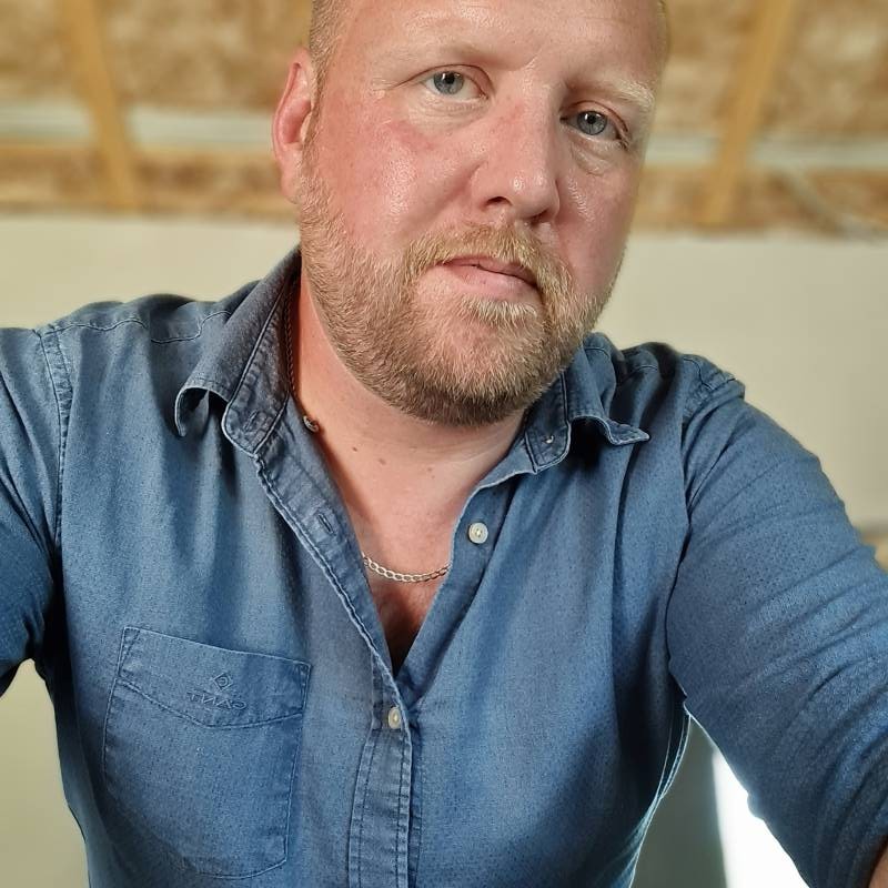 Verner, 43, Atarfe