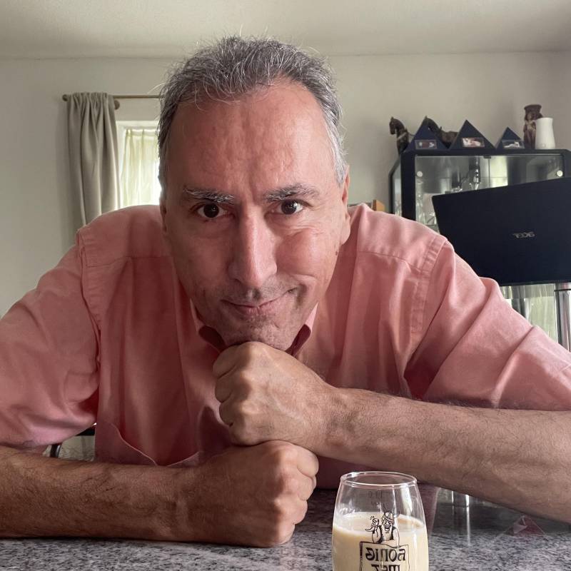 Bobby, 64, Moyo