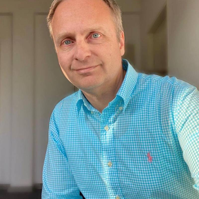 Ronald, 65, Tadley