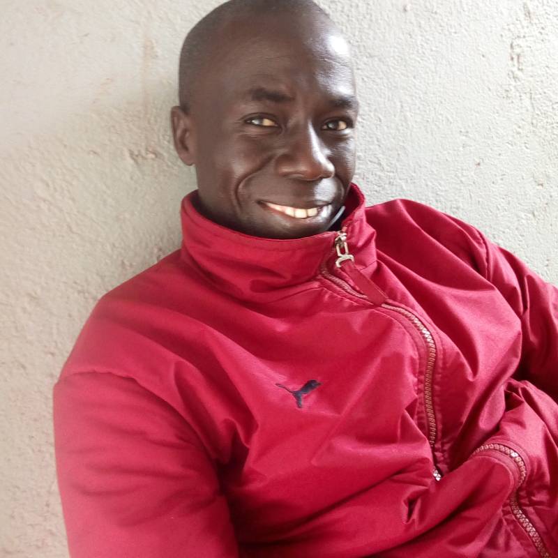 Godfrey, 40, Awdaal