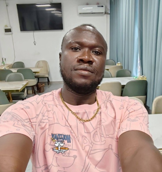 Kwaku, 41, Ippy