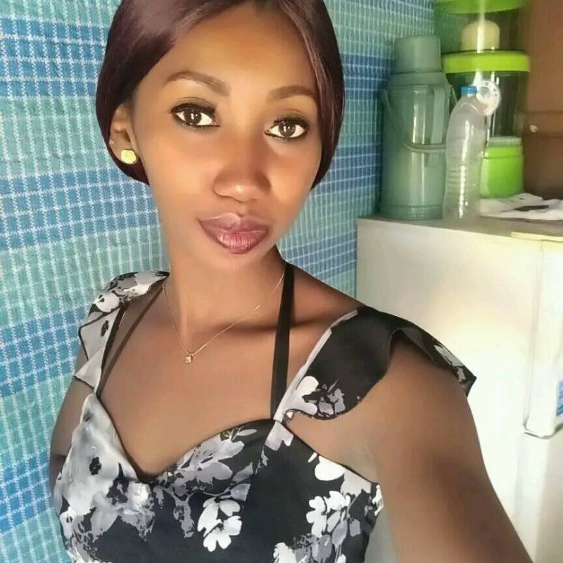 Angella, 27, Tilhar