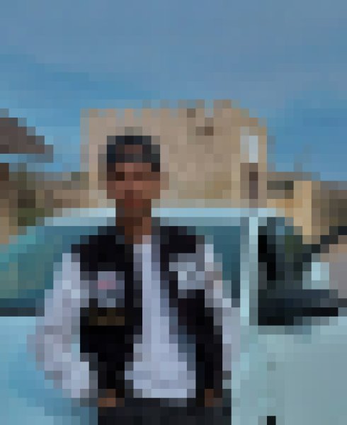 Elmahdi, 24, Autun