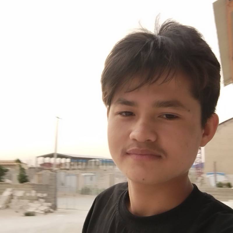 Yasin, 20, Ub