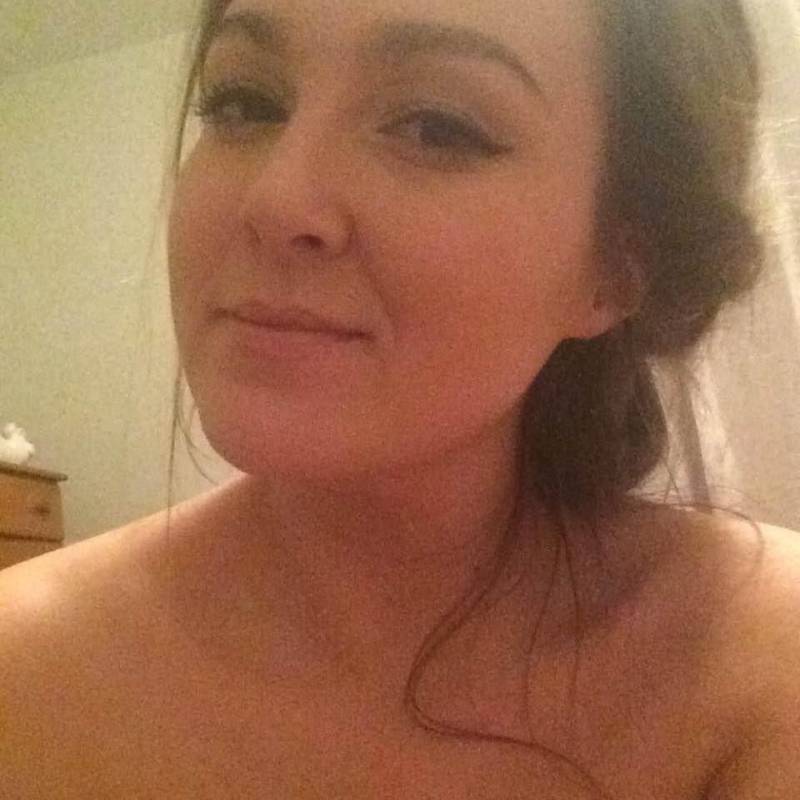 Alliaca, 33, Molde