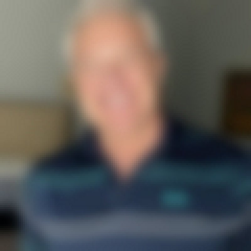 Treyton, 67, Dilijan