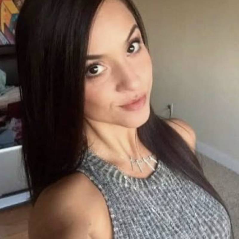 Okra, 35, Arnhem
