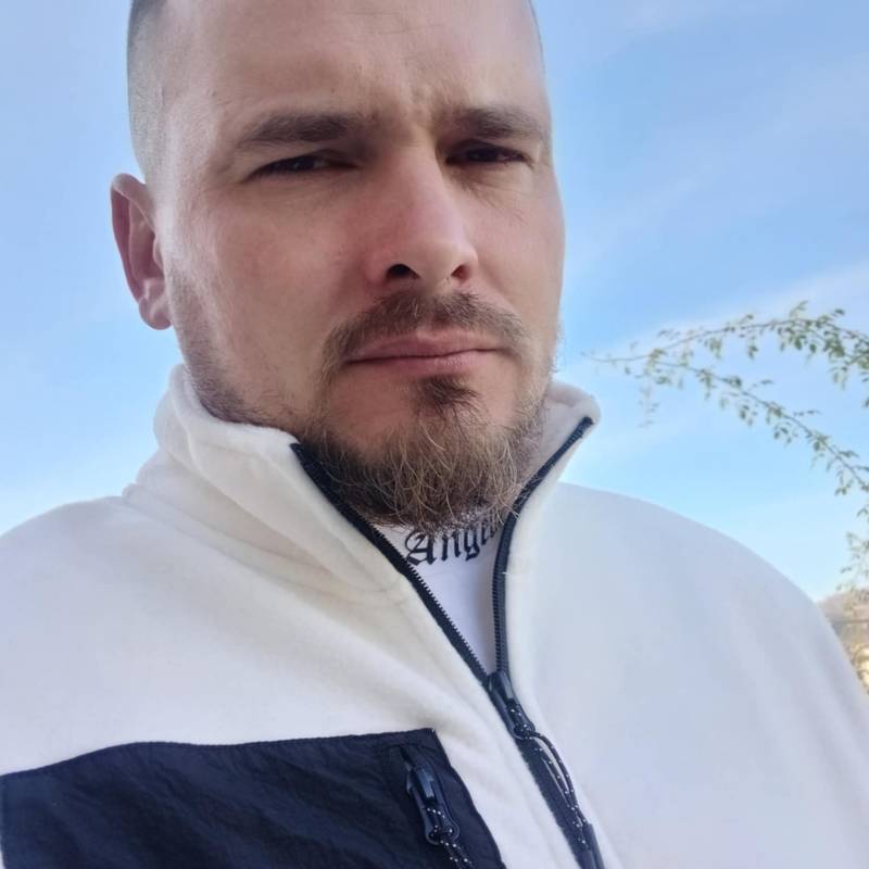 Alexandru, 37, Rancho Grande