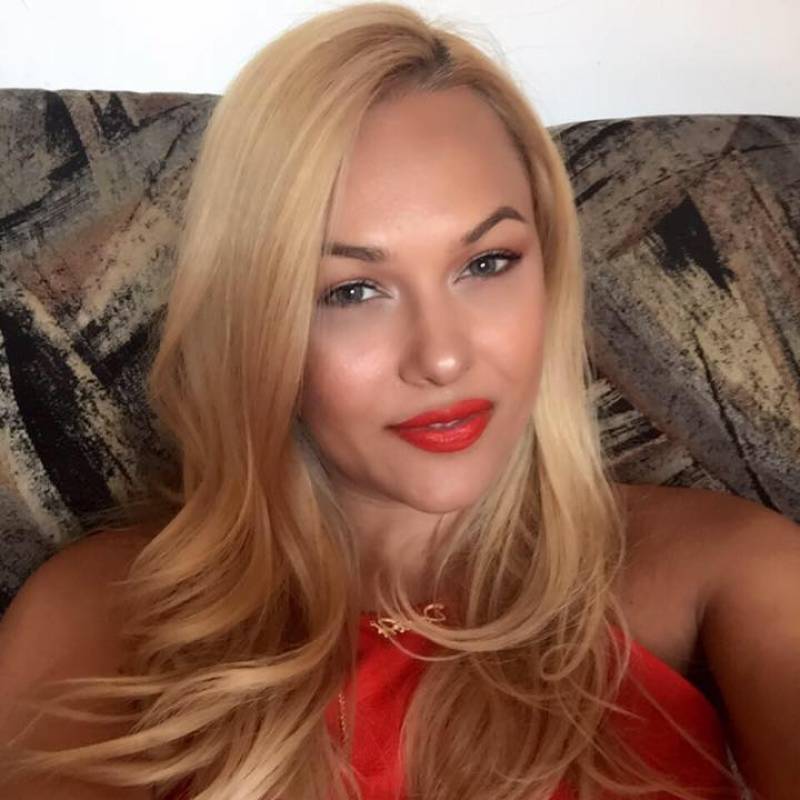 Sandra, 36, Kareli