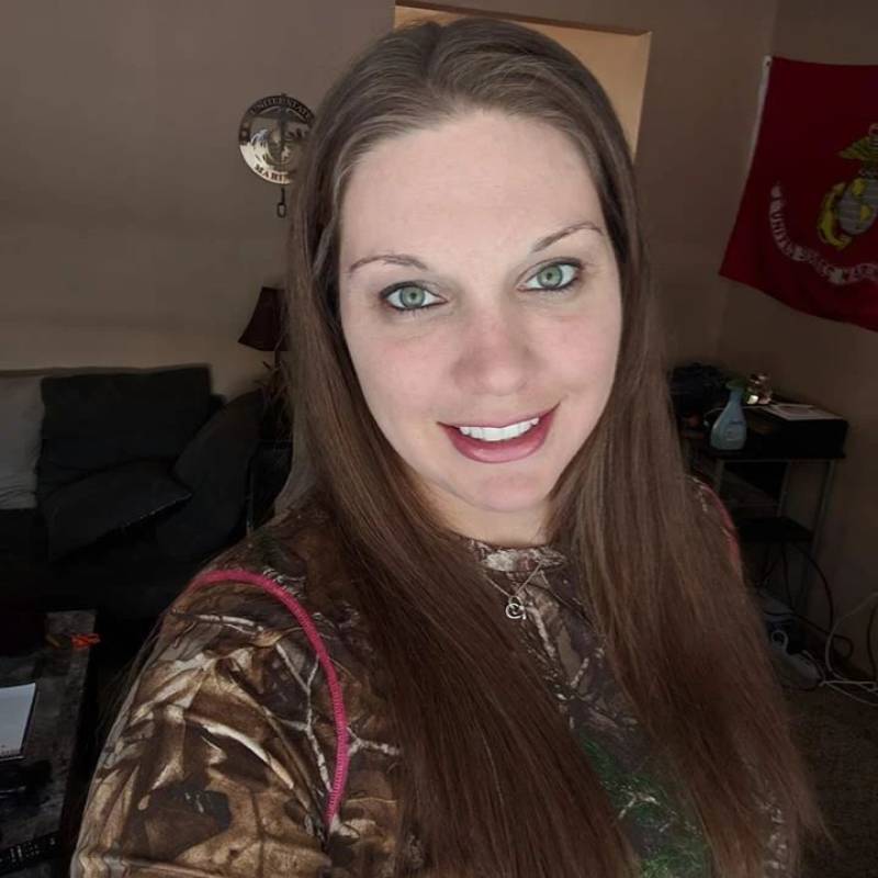 laura, 38, Take