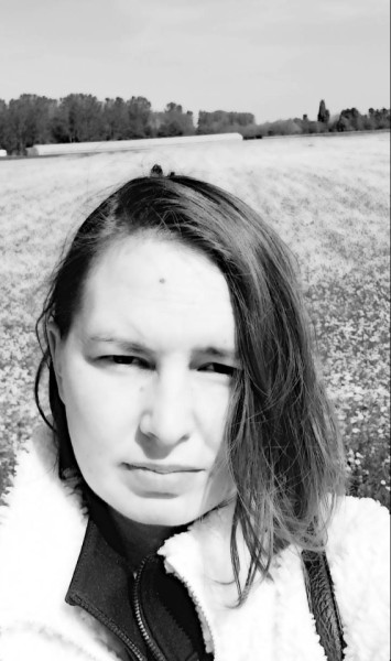 Anastasiia, 37, Soliletsk