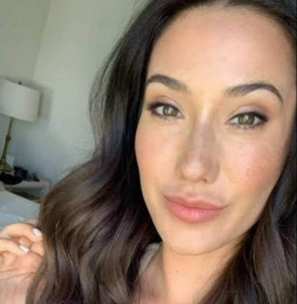 Linda, 33, Adrano