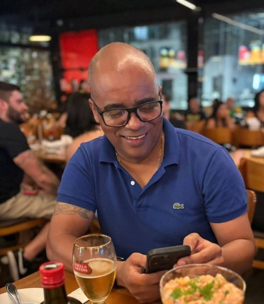 Roberto Carlos, 49, Atlantic Beach
