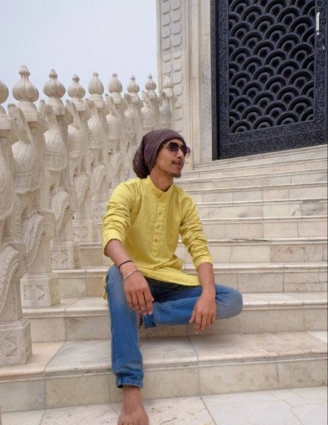 Deepak, 24, Itaet