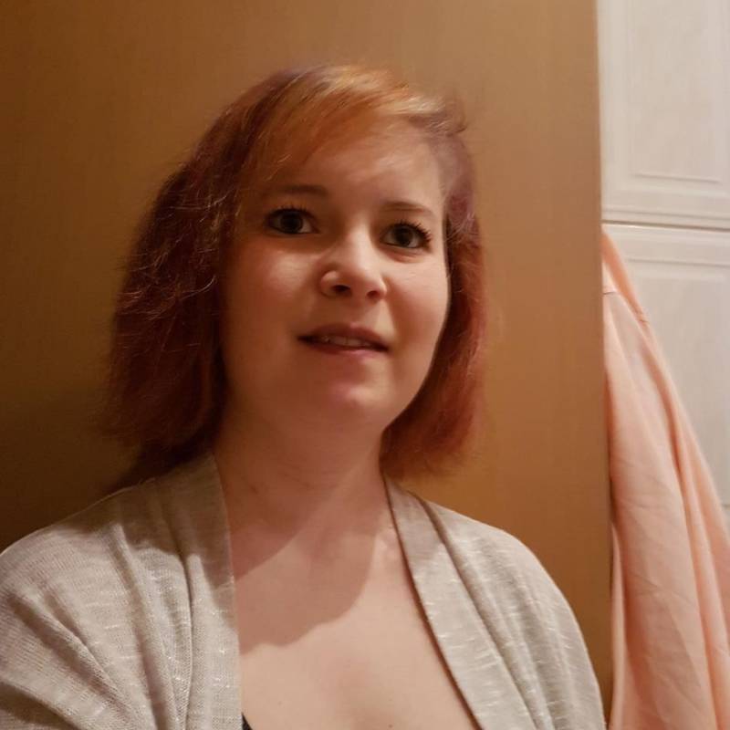 Bertha, 37, Bevata