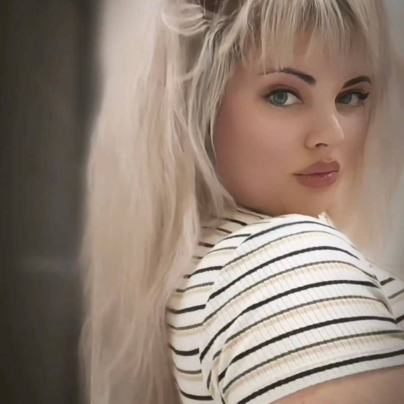 Nicole, 42, A Ali