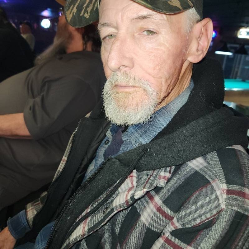 Manny, 70, Junqueiro