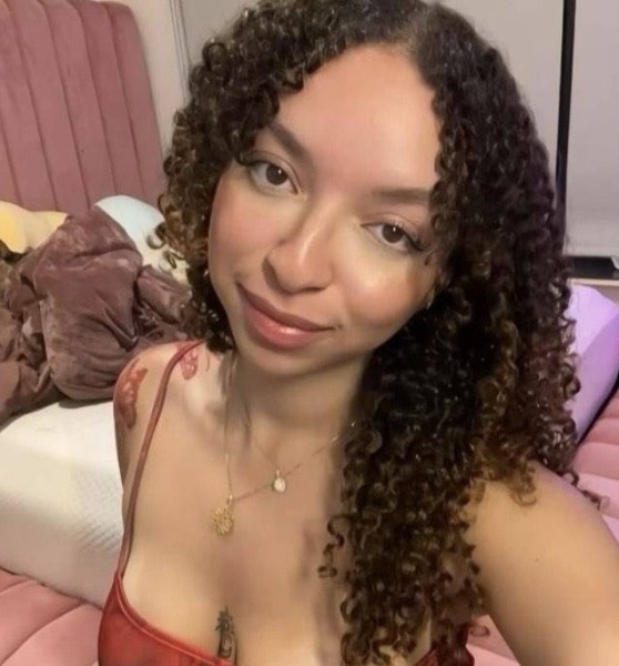 Ellyas, 30, Bok