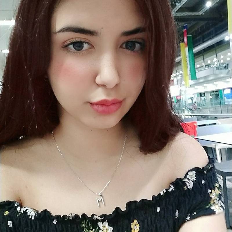 rebekah, 28, Sum