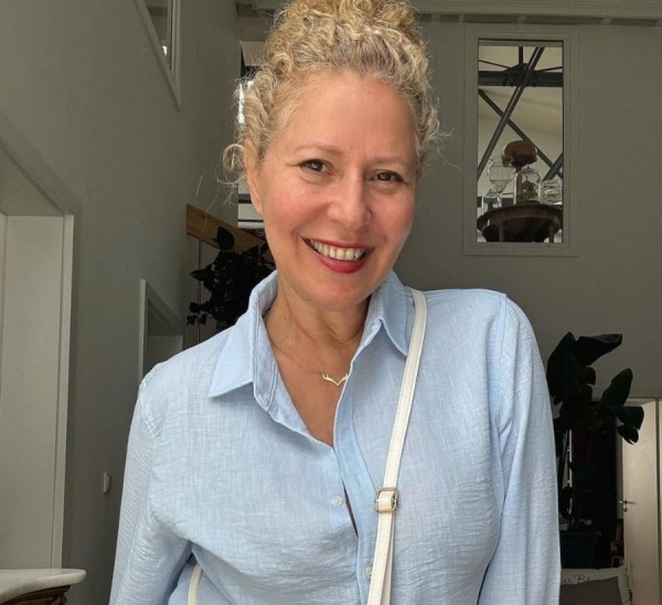 Asta, 54, Fort Thomas