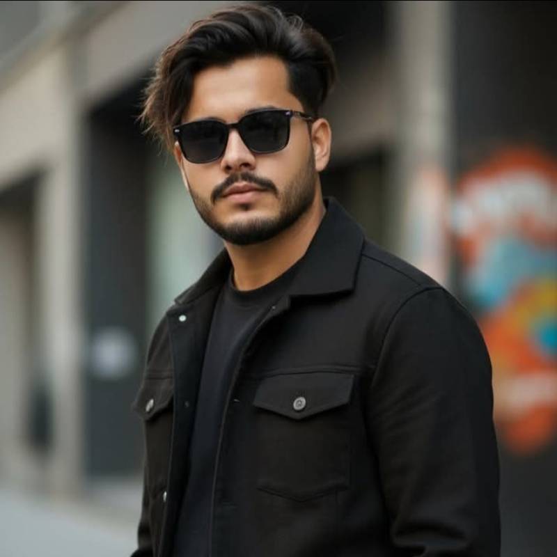 Umar, 26, Naj Ammadi