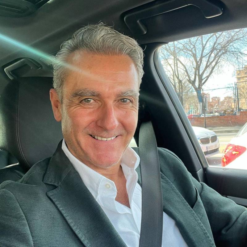 Robert, 59, Paouignan