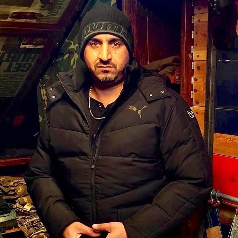 Alexander, 55, Oakham