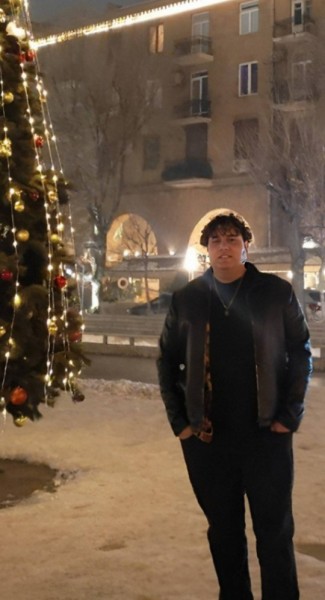 roham, 39, Harris