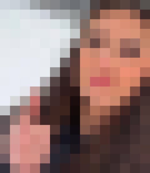 Hannah baron, 24, India