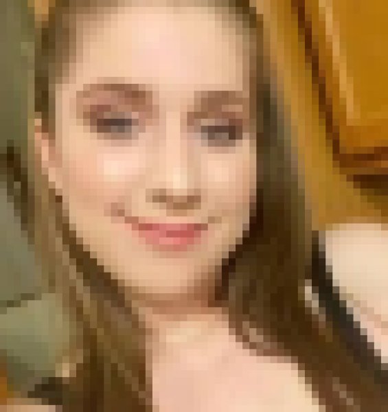Laura Smith, 29, Mangawan