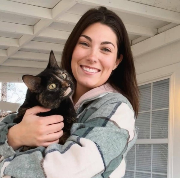 Emelia, 35, Yining