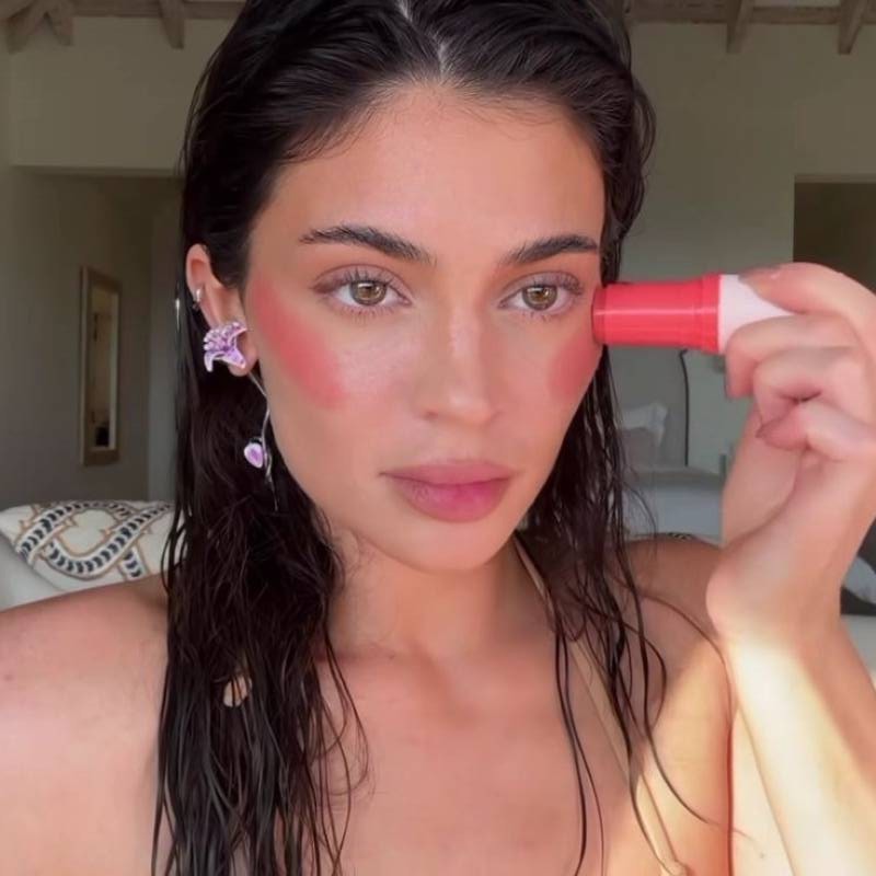 Kylie Jenner, 28, Zwnitz