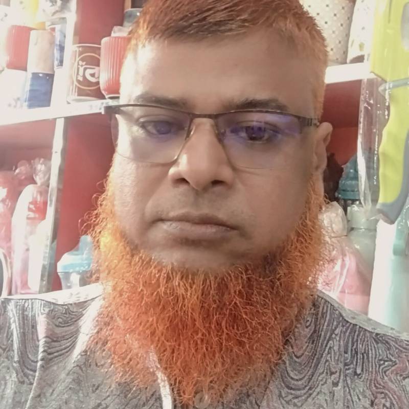 Habib, 44, Skidal